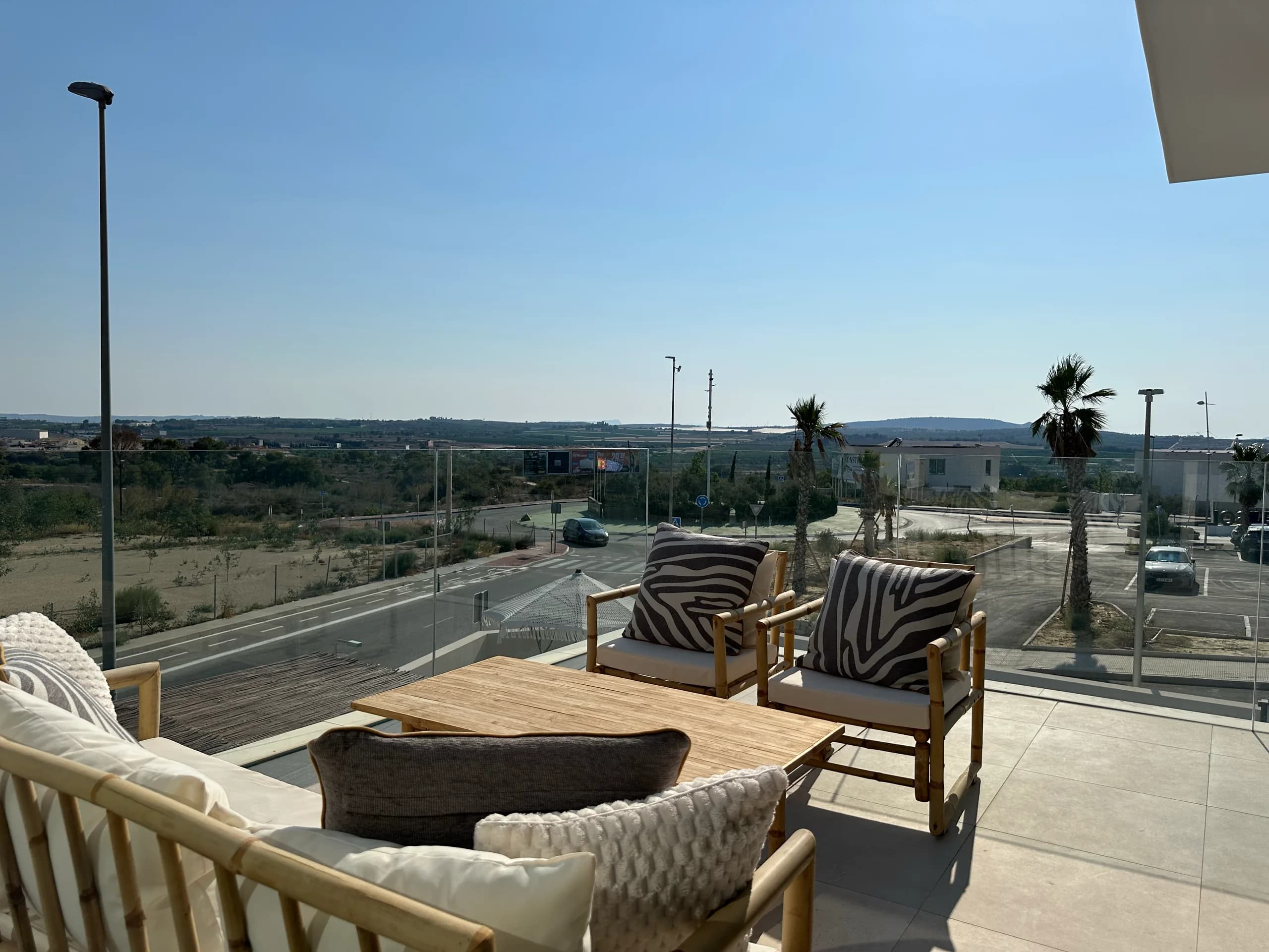 Villa Bella Sol — flowers and Mediterranean shrubs in the garden